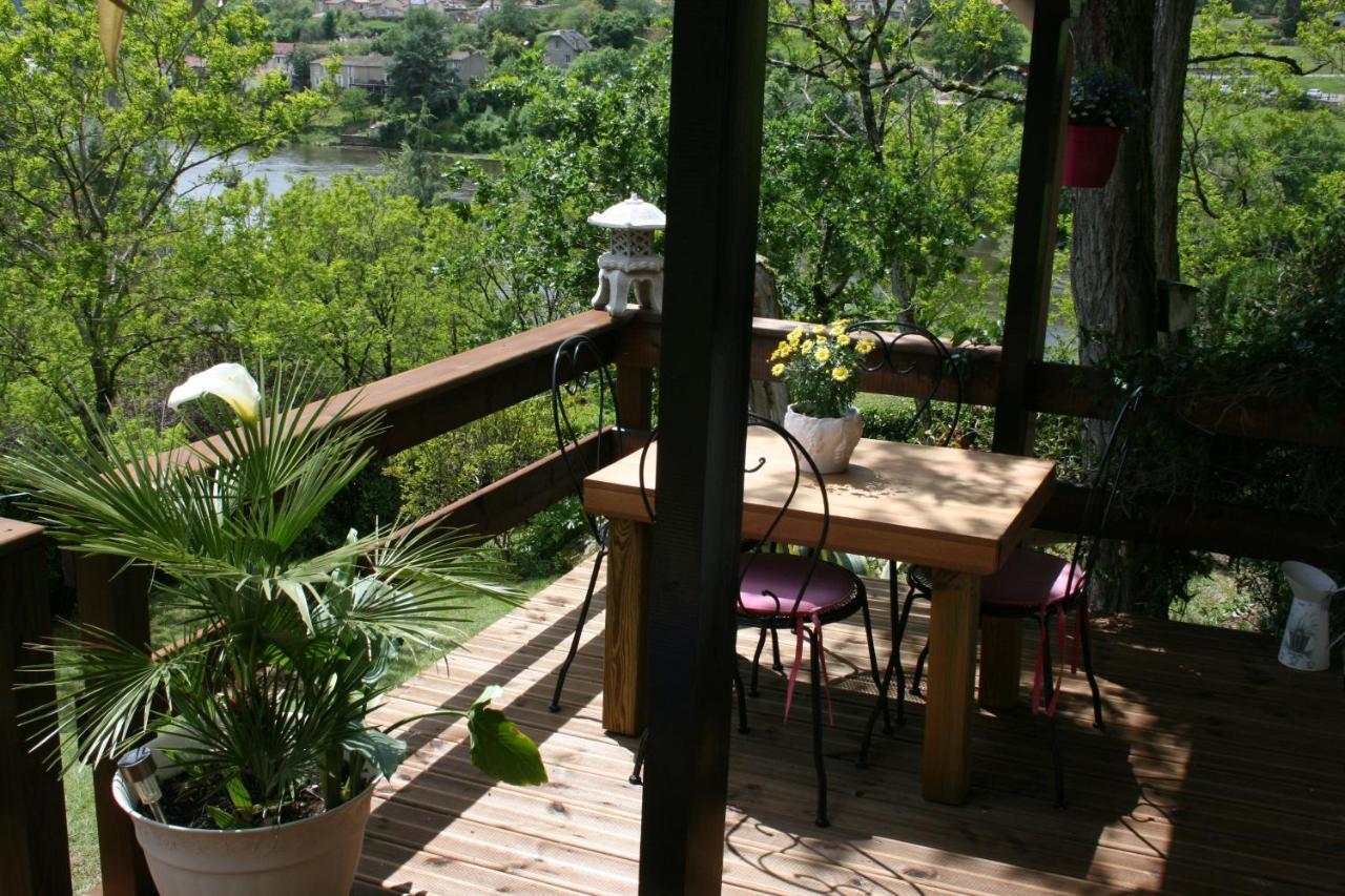 The Petite Chalet Chambre D'Hotes L'Isle-Jourdain  外观 照片